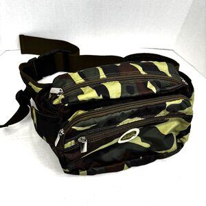 NEW SACS of Life Camo Waist Pack Fanny Pack Belt Bag Green Hunting Travel Pocket